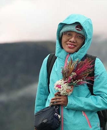 Paridah Ambar Syafitri, S.Kom.  S.Pd.